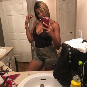 Meet your Posher, Kaylaa